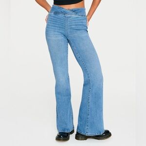 Aeropostale High-Rise Pull-On Flare Soft Flex Jean